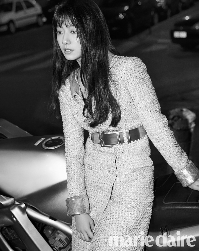박신혜, 파리의 밤 거리를 매혹 시키다 | 1