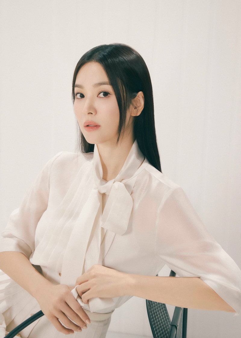 송혜교, 명불허전 여신 미모 우아한 봄 패션 | 4