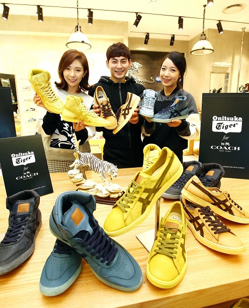 20141014 OnitsukaTiger COACH 1