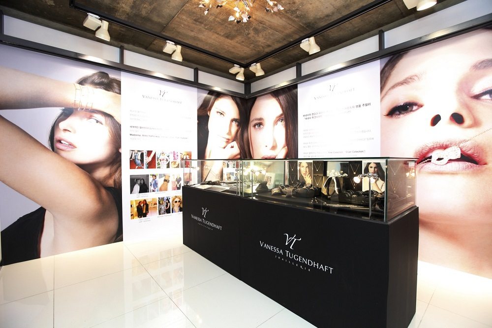 20141229 VanessaTugendhaft 1 1