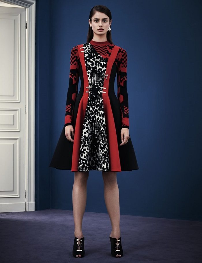 20150226 VERSACE Pre Fall15 6 4