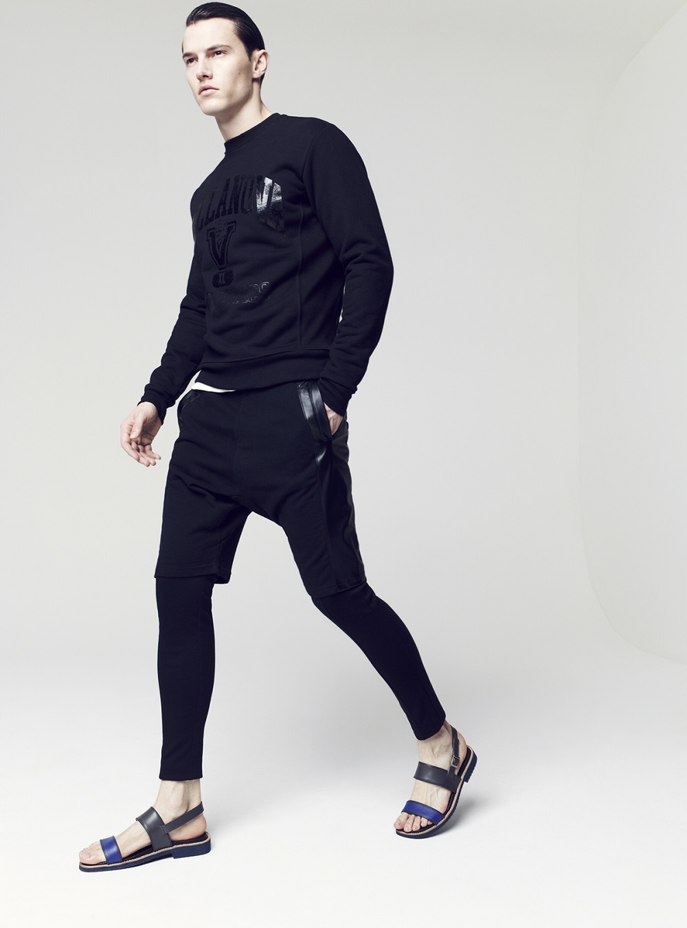 20150319 COMODO SQUARE 1 1