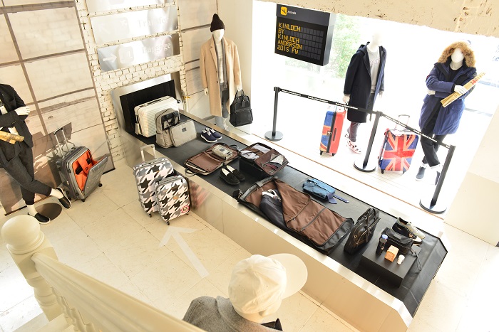 20150806 Traveller 121 11