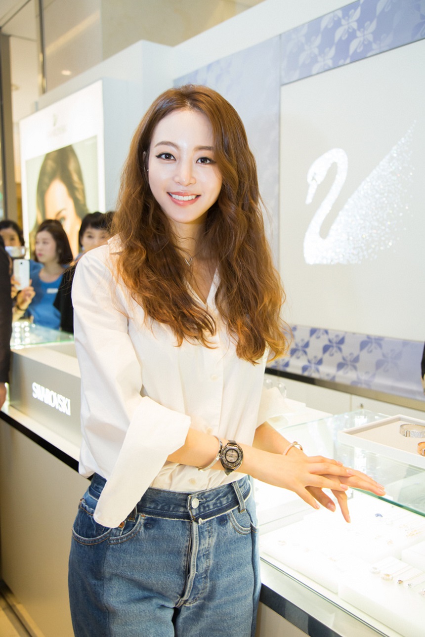 20150917 SWAROVSKI Han Ye seul 3 3