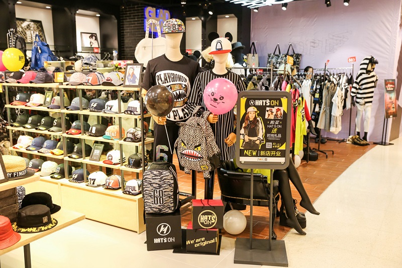 20150918 Hat’s On 4 4