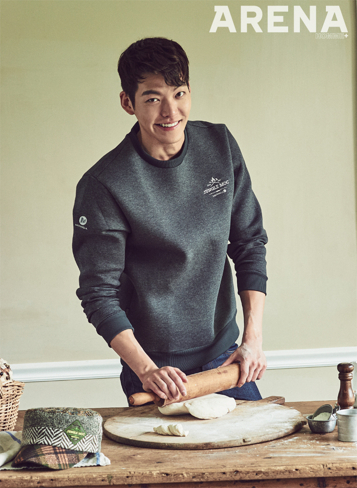[FS화보] 김우빈, 요리를 즐기는 부드러운 남자 | 4