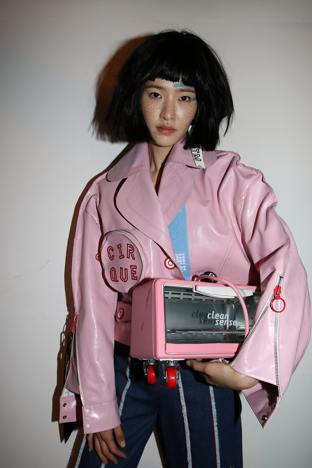 20151017 HERA SFW CRES.E DIM 16SS 14 14