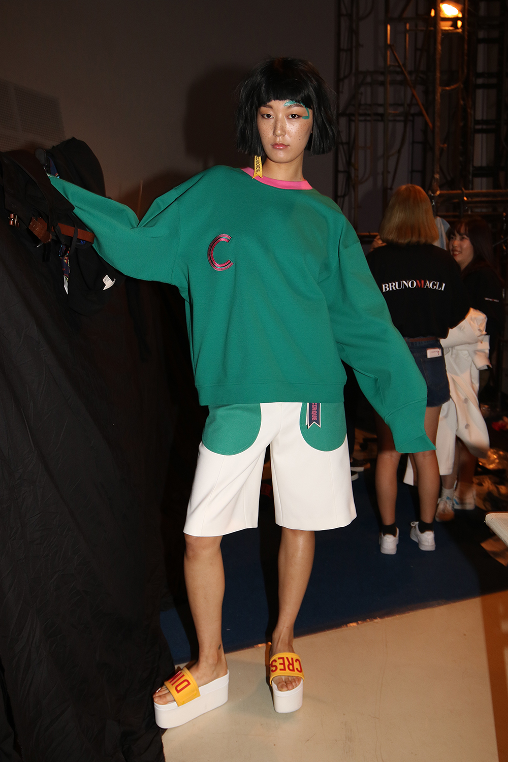 20151017 HERA SFW CRES.E DIM 16SS 15 15