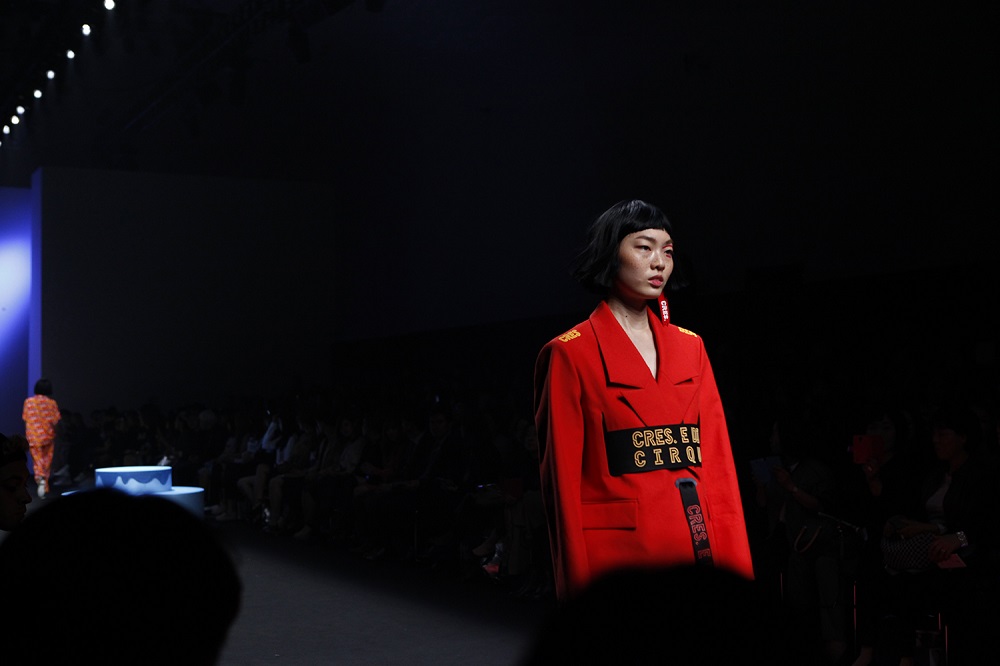 20151017 HERA SFW CRES.E DIM 16SS 7 7