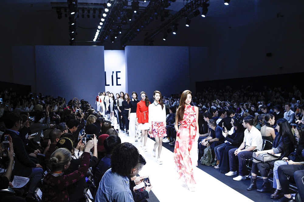 20151018 HERA SFW 16SS LIE 2 2