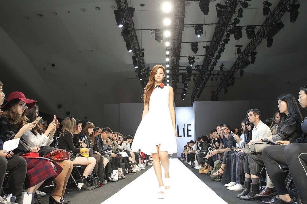 20151018 HERA SFW 16SS LIE 8 8