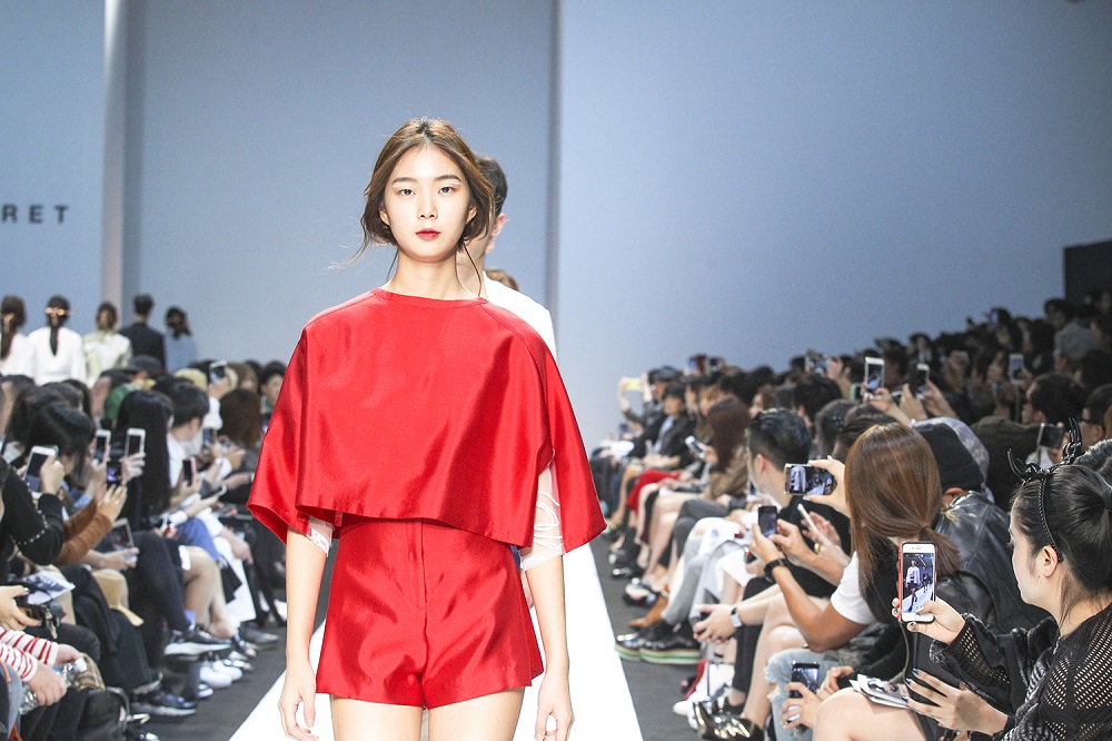 20151020 HERA SFW 16SS JARRET 8 8