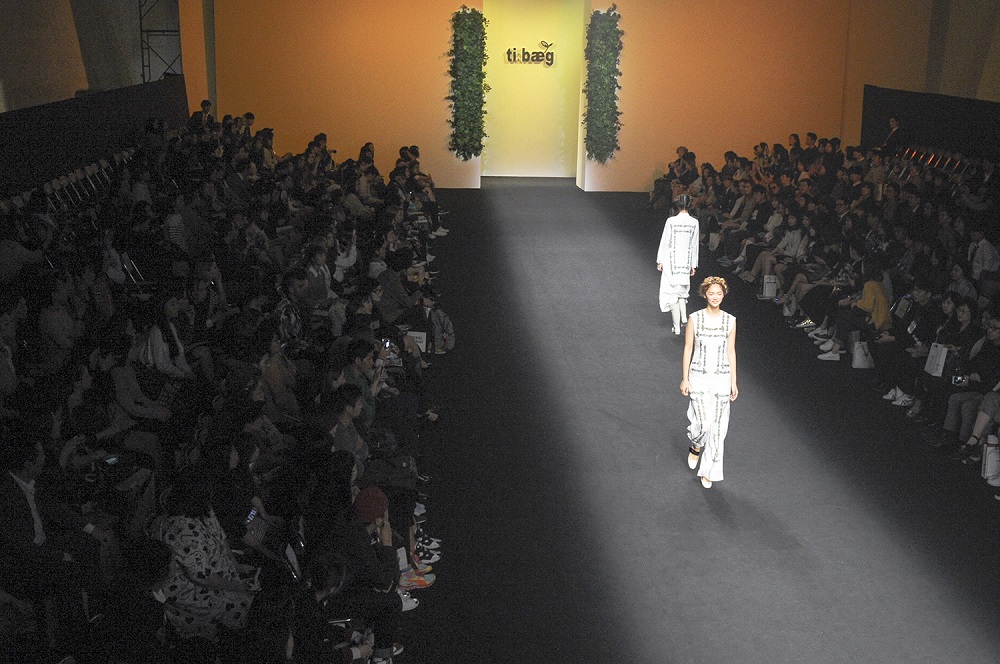 20151022 ti baeg HERA SFW 16SS 8 18
