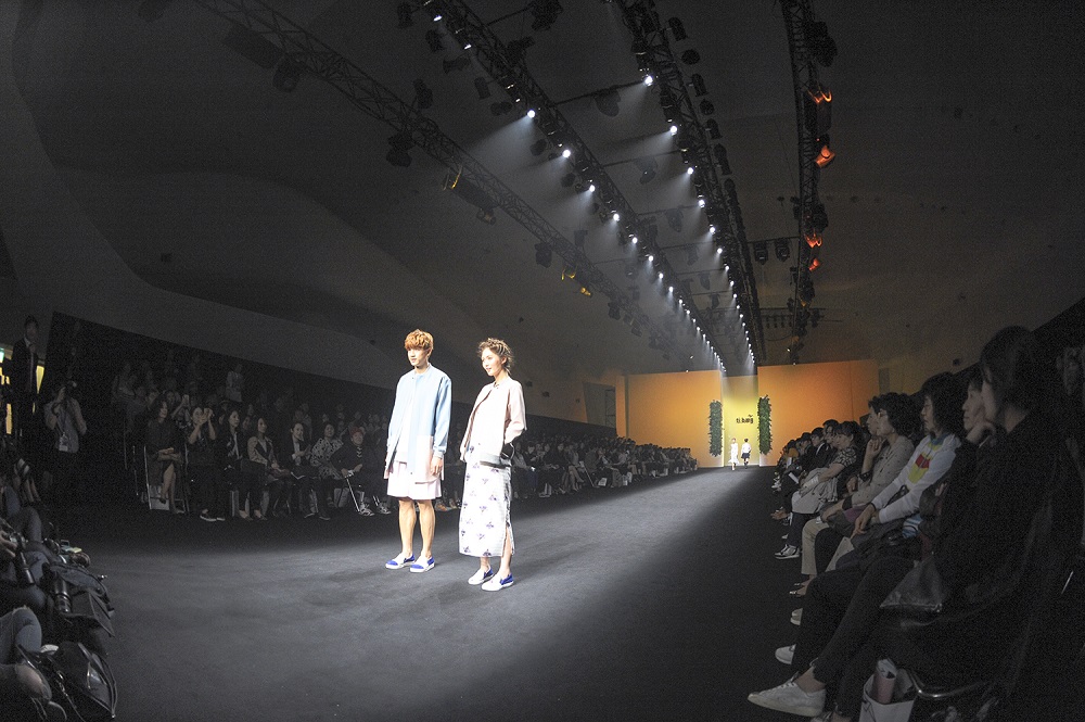 20151022 ti baeg HERA SFW 16SS 9 17