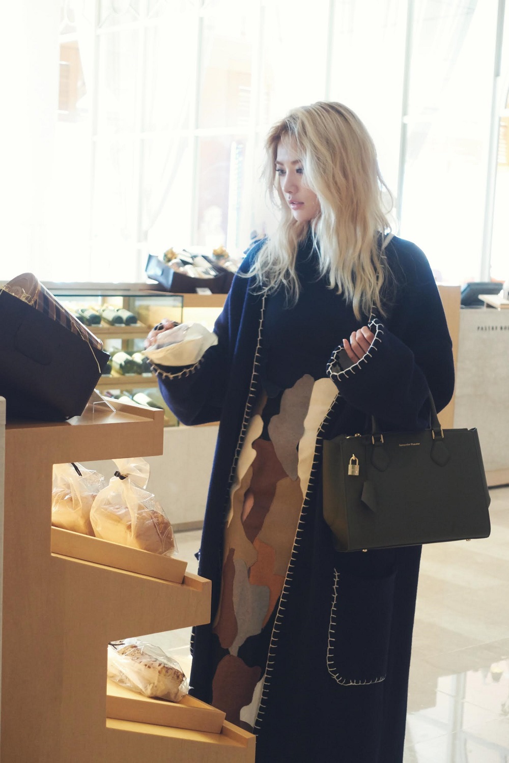 20151110 nana real way look 2 2