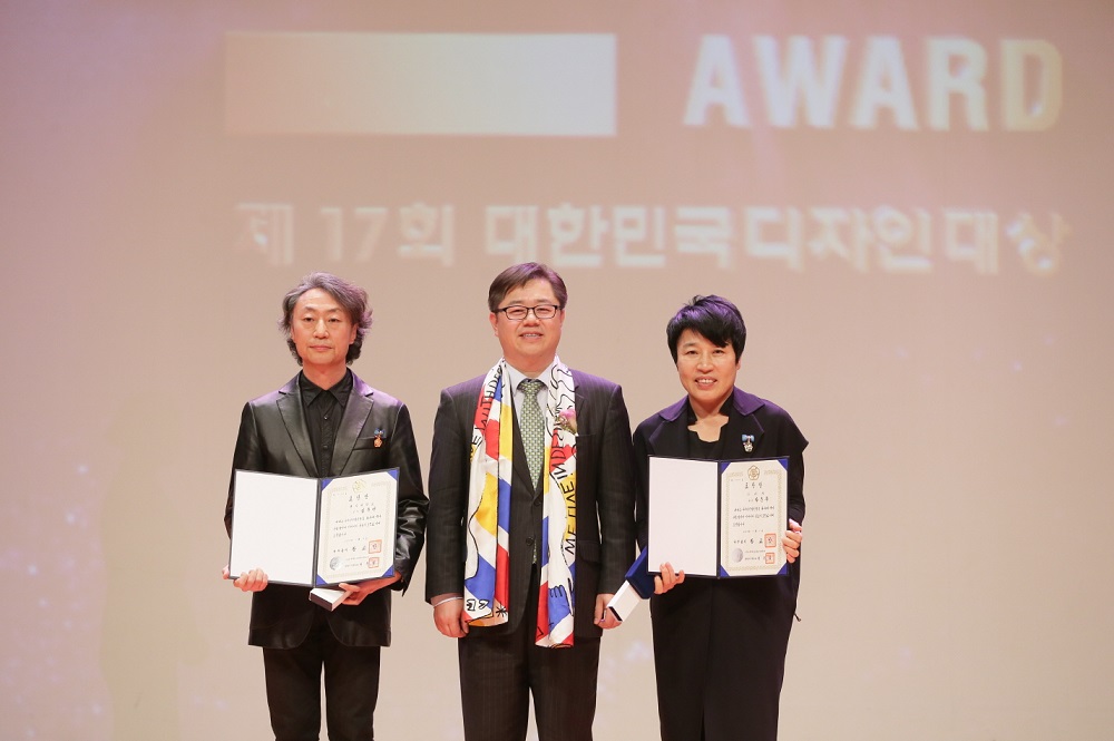 박춘무 디자이너, 제 17회 대한민국 디자인대상 ‘국무총리상’ 수상 | 48