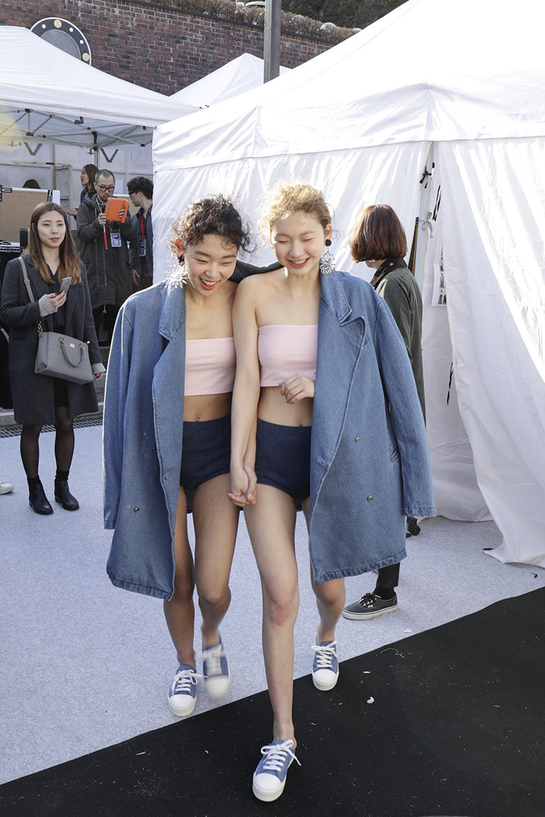 20160328 20160328 SJYP Backstage 5 71