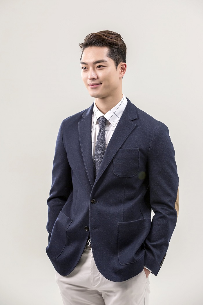 남성복, 기능성 의류로 불황 넘는다 2 2016 04 05 comodo1 2