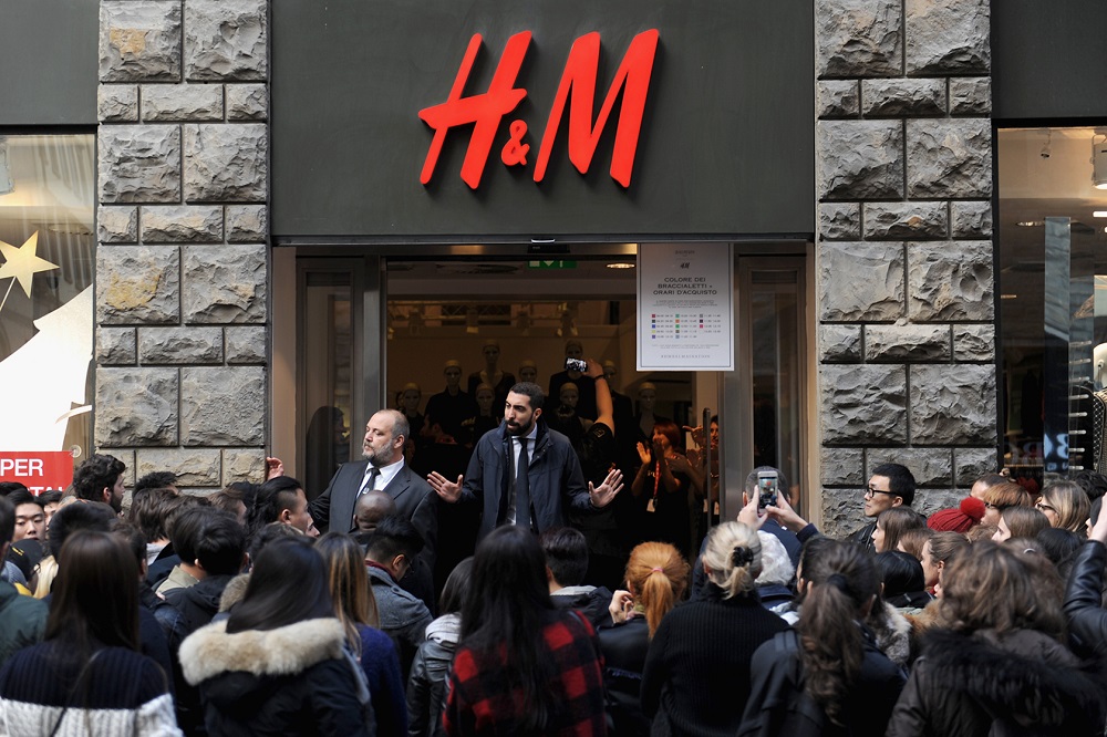 H&M VS 자라, 불붙은 유통망 전쟁 | 1