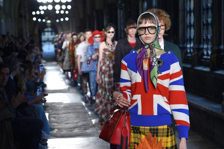 영국 패션계 ‘브렉시트’ 이후 웃음을 되찾다 | 7
