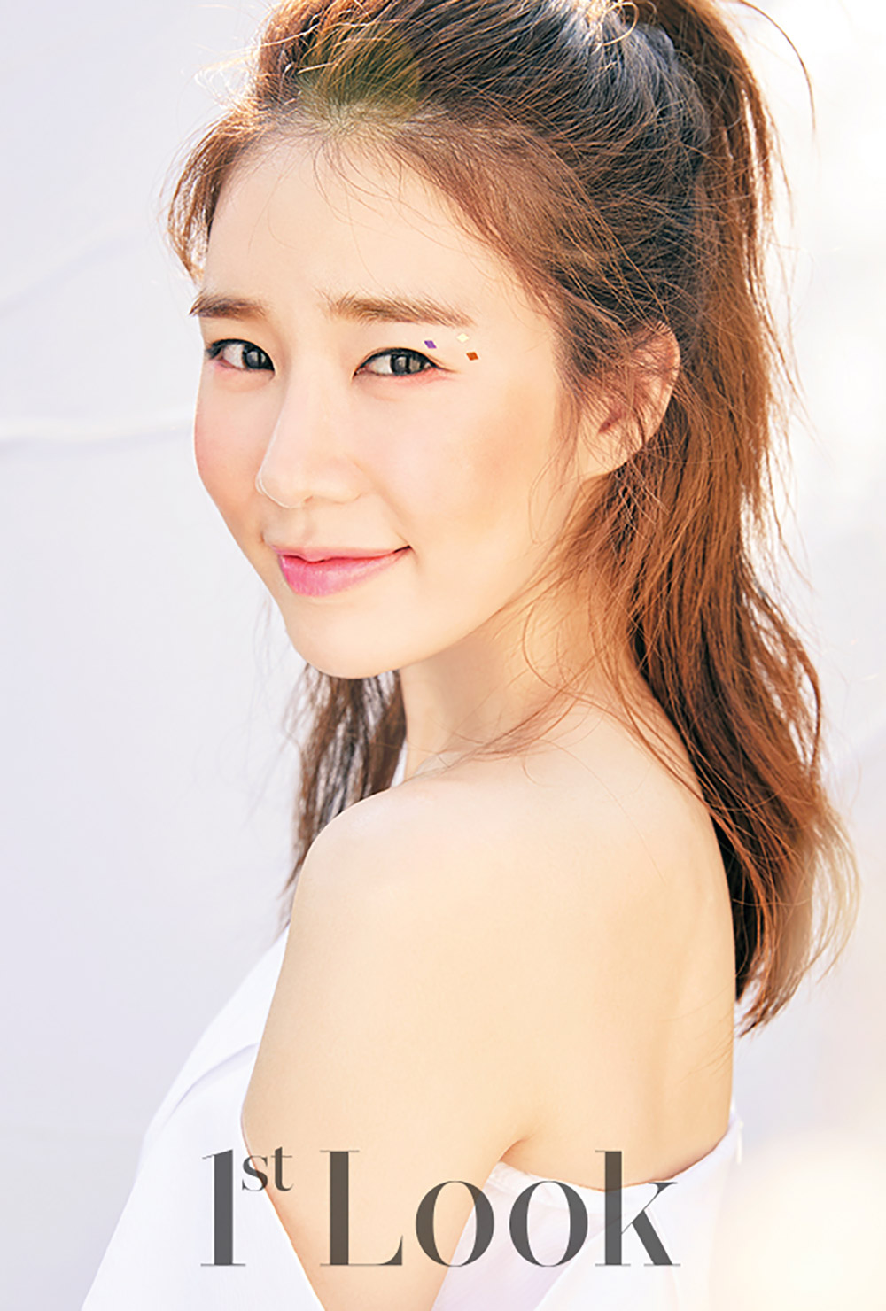 배우 유인나, 눈을 뗄 수 없는 미모 | 25