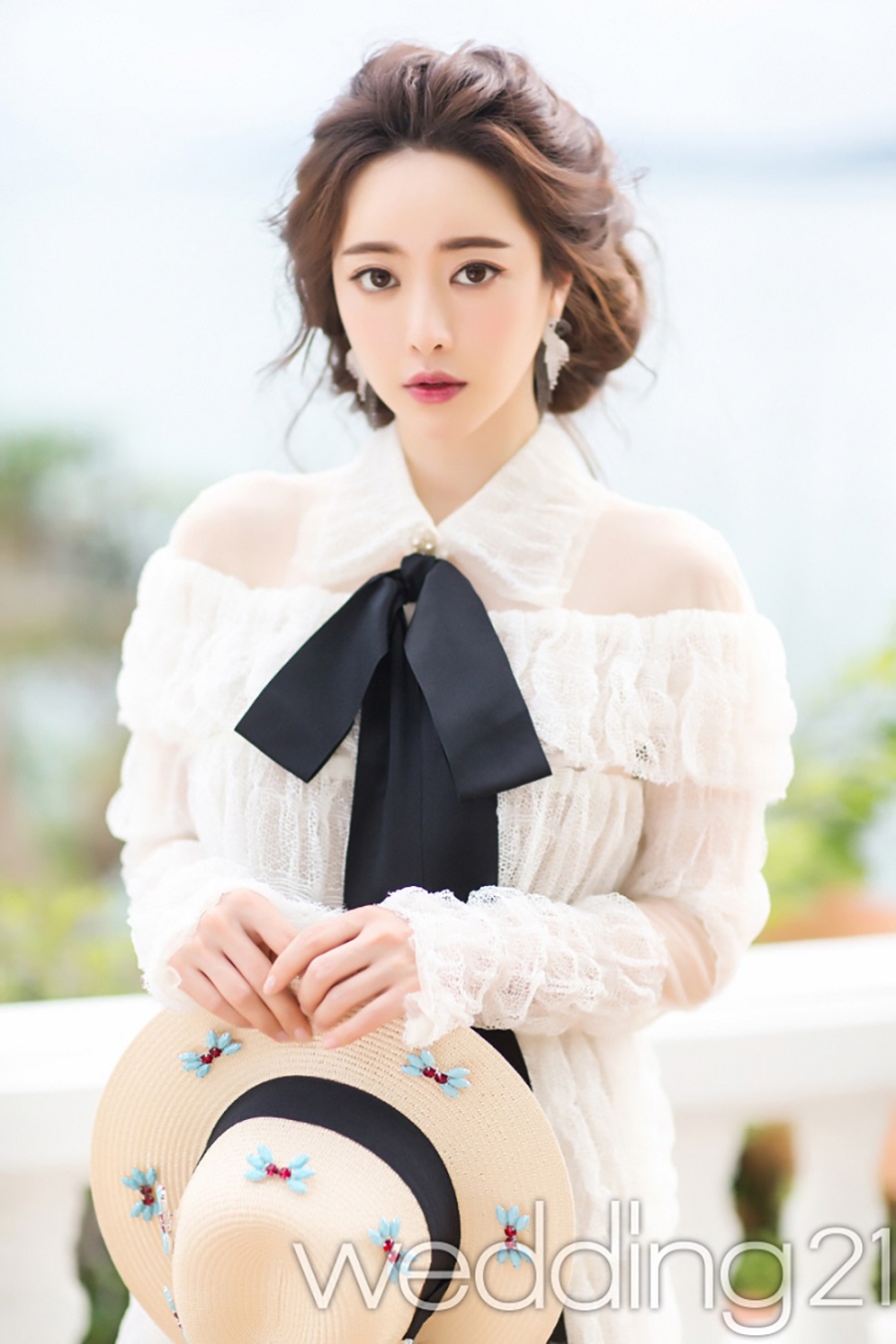 홍수아, 웨딩드레스 화보로 시선 강탈 3 20170626 hongsua 2 2