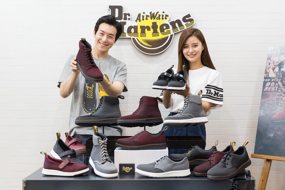 닥터마틴, 17AW 시즌 ‘DM’s LITE KNIT 컬렉션’ 출시 1 닥터마틴