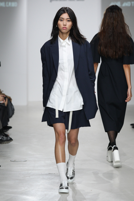 앤앤더크라우드