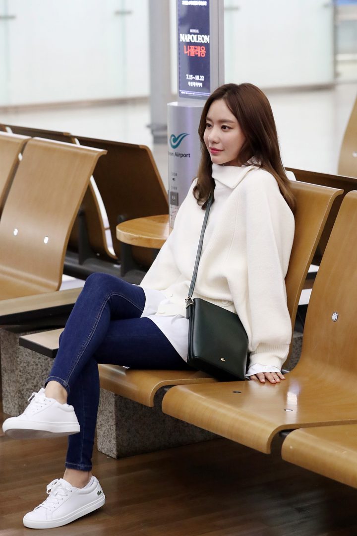 [daily look] 김아중, 편안하지만 우아한 공항 패션 | 2