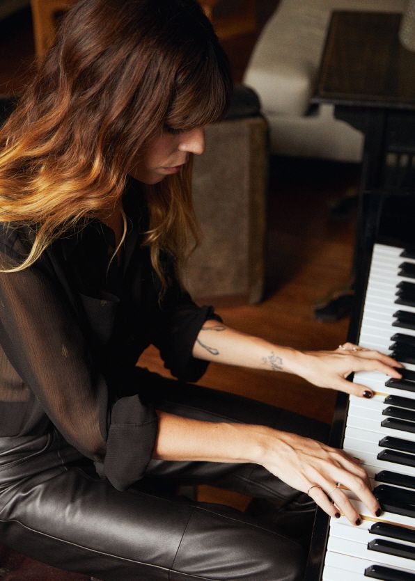 20171120 Lou Doillon Other Stories3 compressor 2