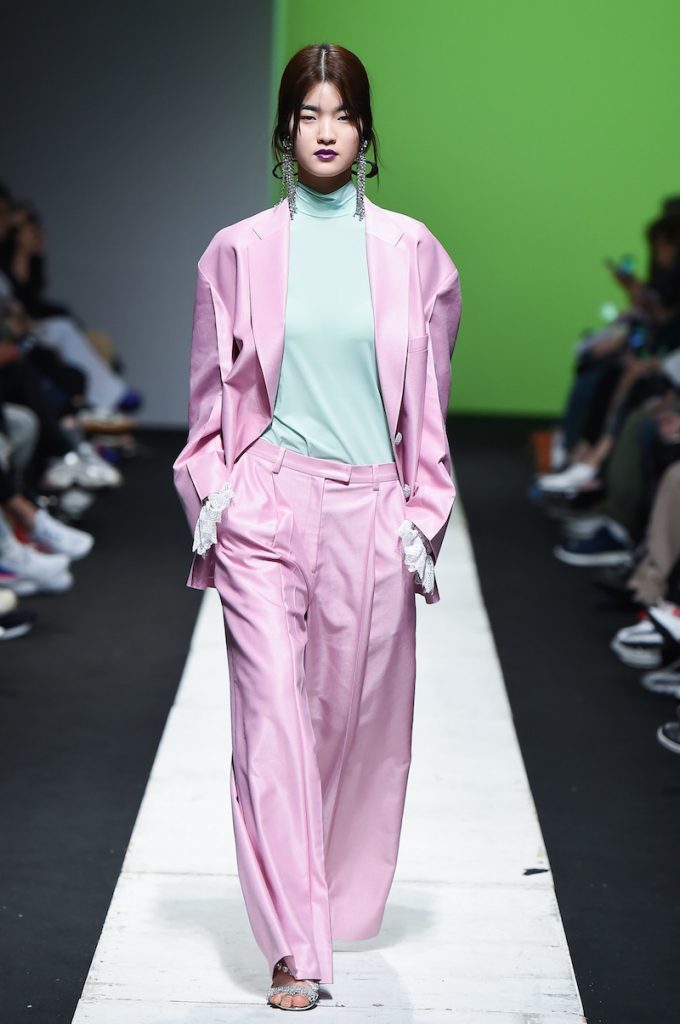 20180326 THE CENTAUR 01 1