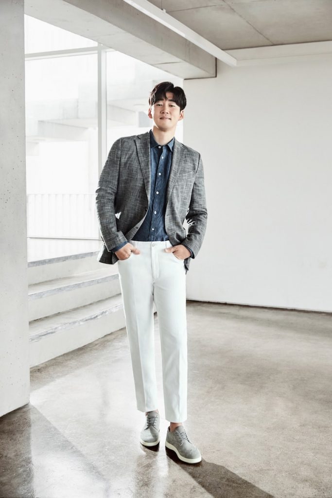 20180402 BLUE LOUNGE MAESTRO 03 min 2