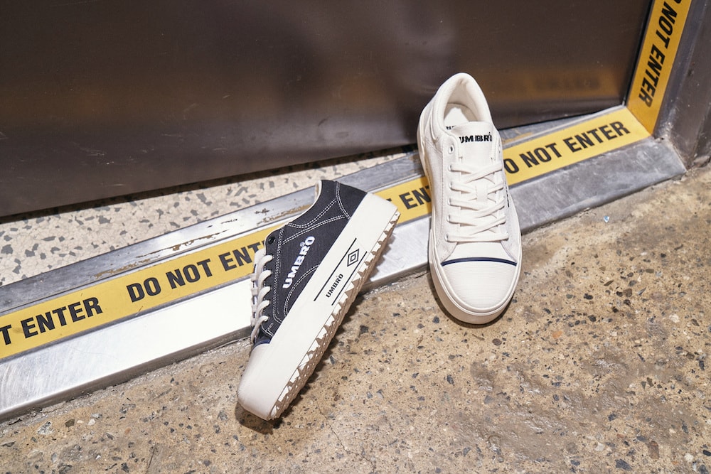 엄브로 레드 도프