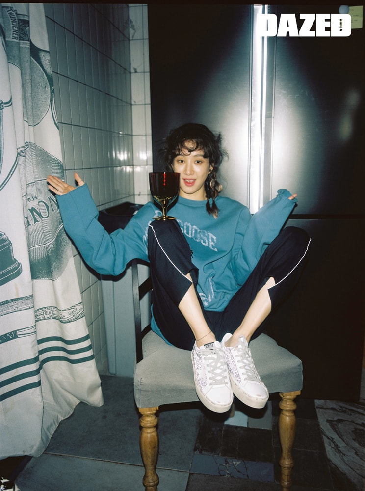 ‘가을의 절정 여신’ 정려원의 스트릿 패션 8 20180822 jung 08 min 7