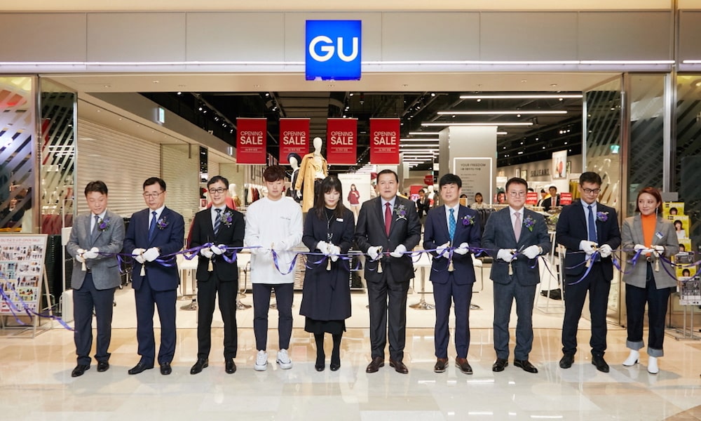 지유(GU), 한국 첫 매장 ‘GU롯데월드몰점’ 오픈 | 1