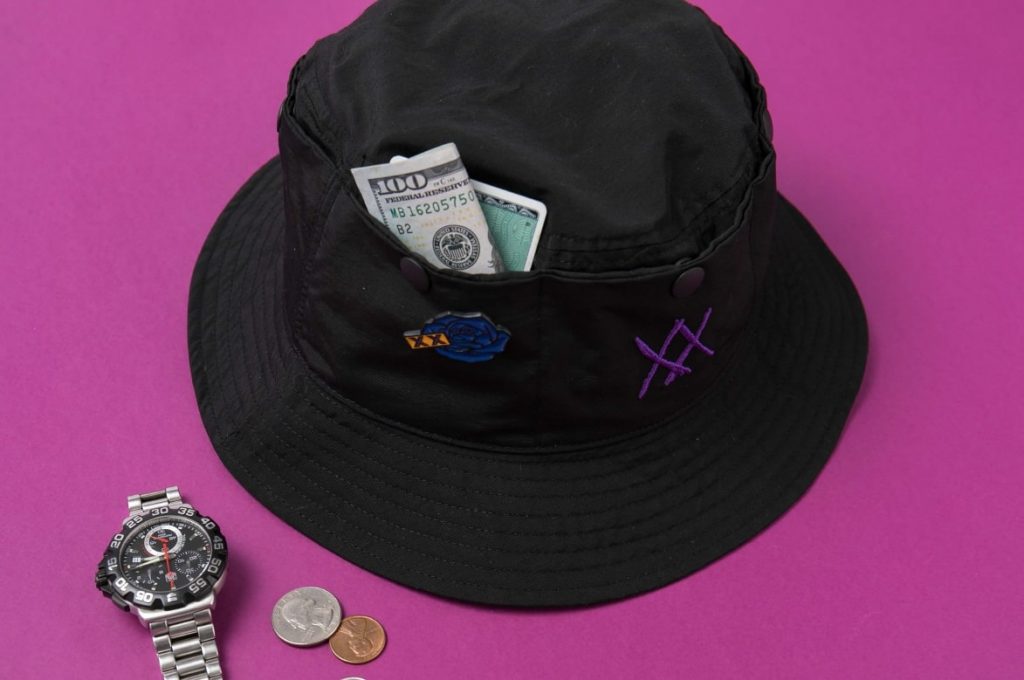 무신사, ‘송민호 XX 컬렉션’ 조기 품절 3 20181206 XX 02 min 3