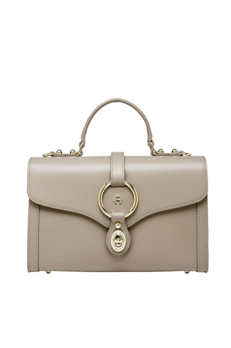 20190305 AIGNER 03 3