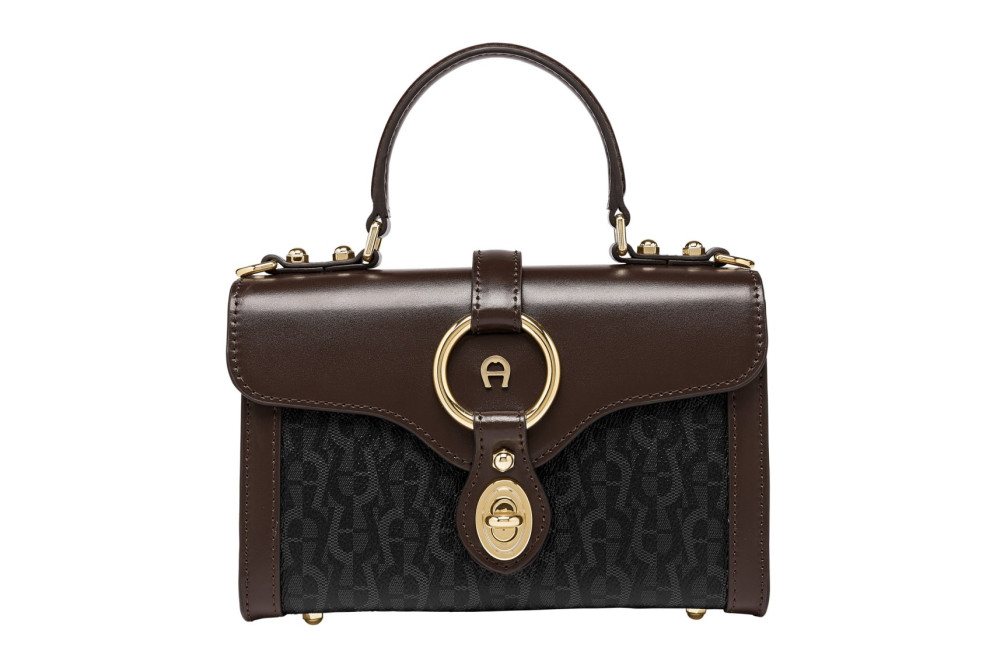 20190305 AIGNER 04 4