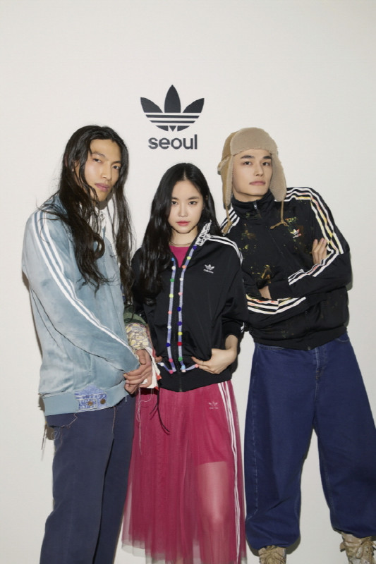 201904010 ADIDAS 03 2
