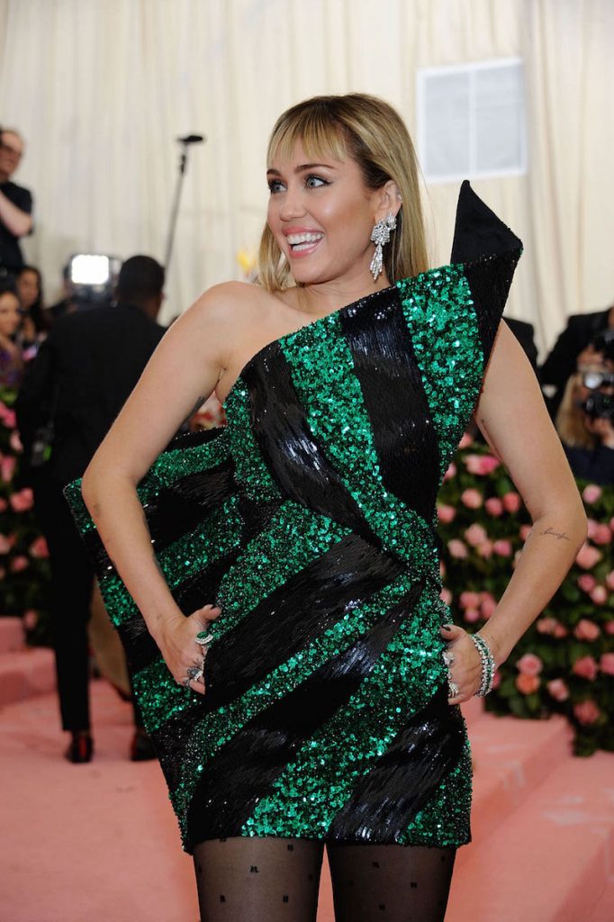 20190508 BVLGARY MET GALA 2019 MILEY CYRUS min 1