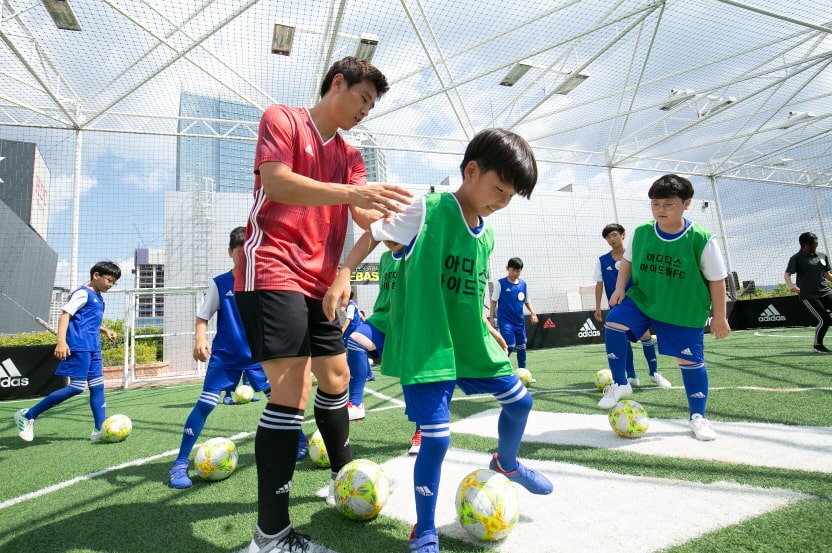 20191115 adidas CSR 03 5