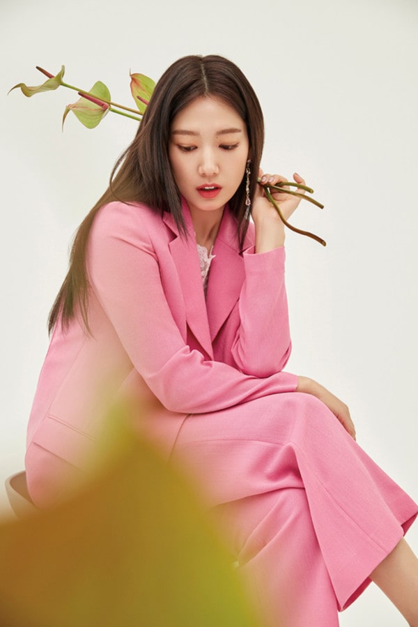 박신혜, ‘싱그러움 물씬’ 볼륨 있고 럭셔리한 비주얼 완성 | 49
