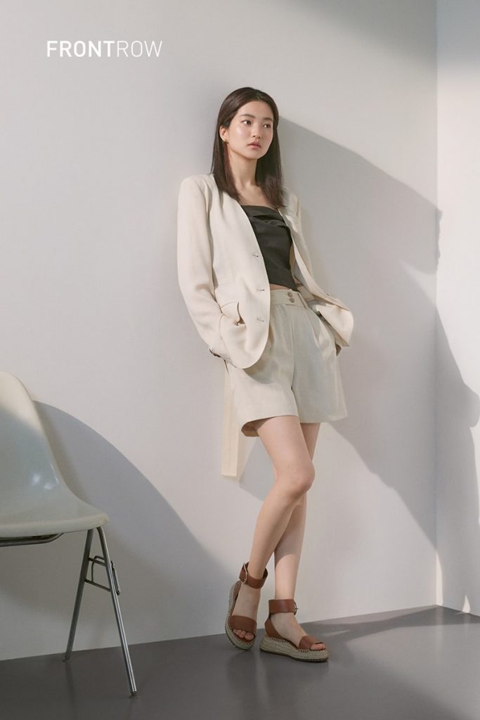 20200601 frontrow 02 2