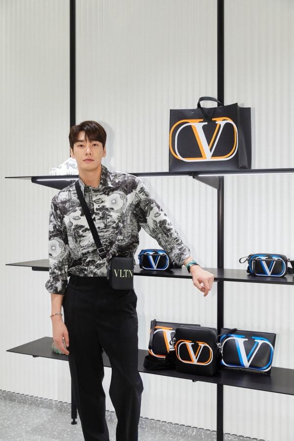 20200720 VALENTINO 03 3